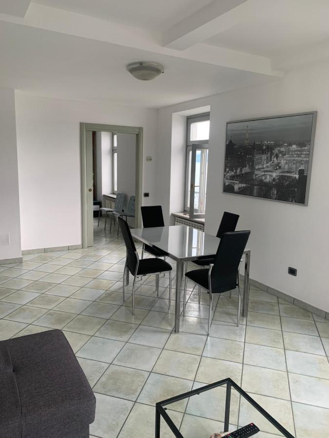 Palazzo Clerici Appartement Luino Buitenkant foto