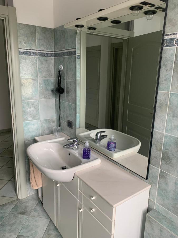 Palazzo Clerici Appartement Luino Buitenkant foto